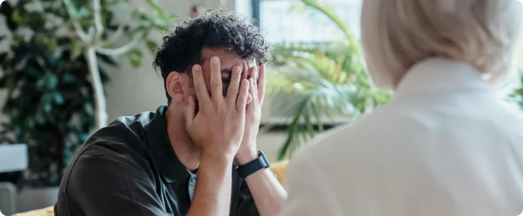 Terapeut som viser atferdsteknikker i kognitiv terapi