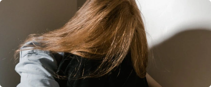 Klient som står overfor en fobisituasjon med veiledning fra terapeut